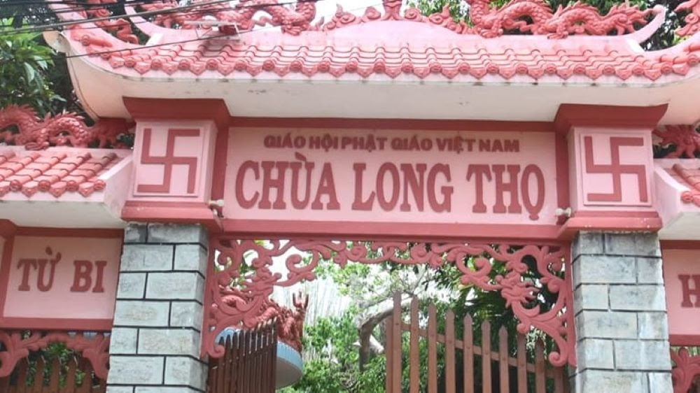Thuê xe đi 12 cảnh chùa ở Bình Dương
